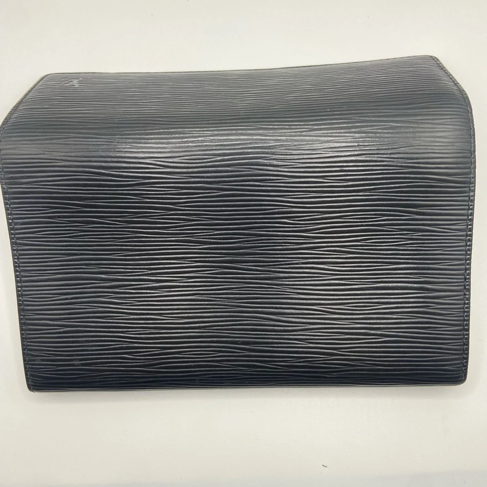 Louis Vuitton Epi Leather Textured Wallet